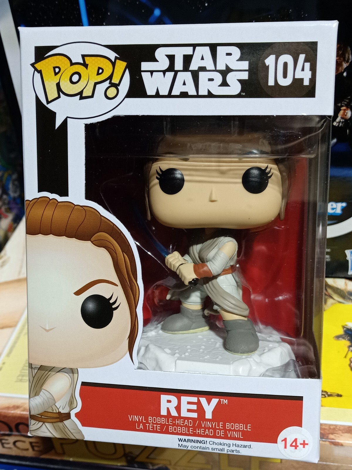 Figurine Funko Pop Rey Battle Pose Star Wars VII en Vinyle de 9 cm