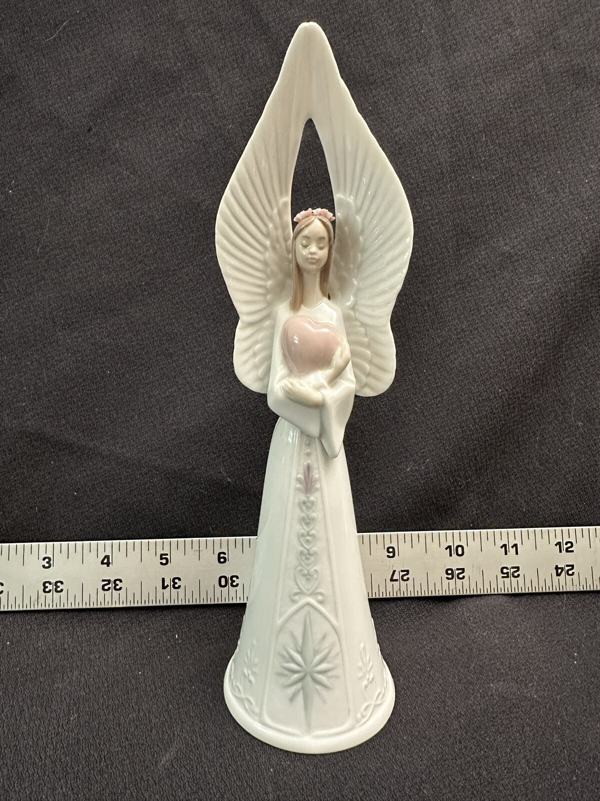 Foto 1 di 12