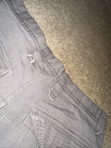 Armani Designer Grey Cargo Shorts 32W - Picture 10 of 11