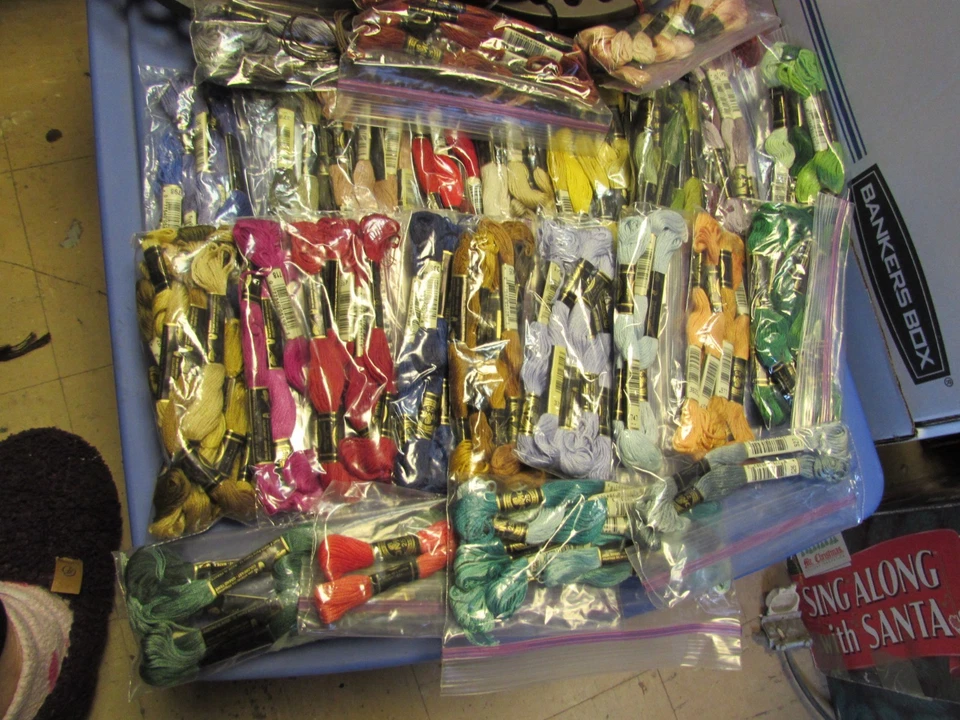 Lot 320+ Pieces Embroidery Thread Floss Assorted Colors DMC 25 plus bag full - Image 3 of 4