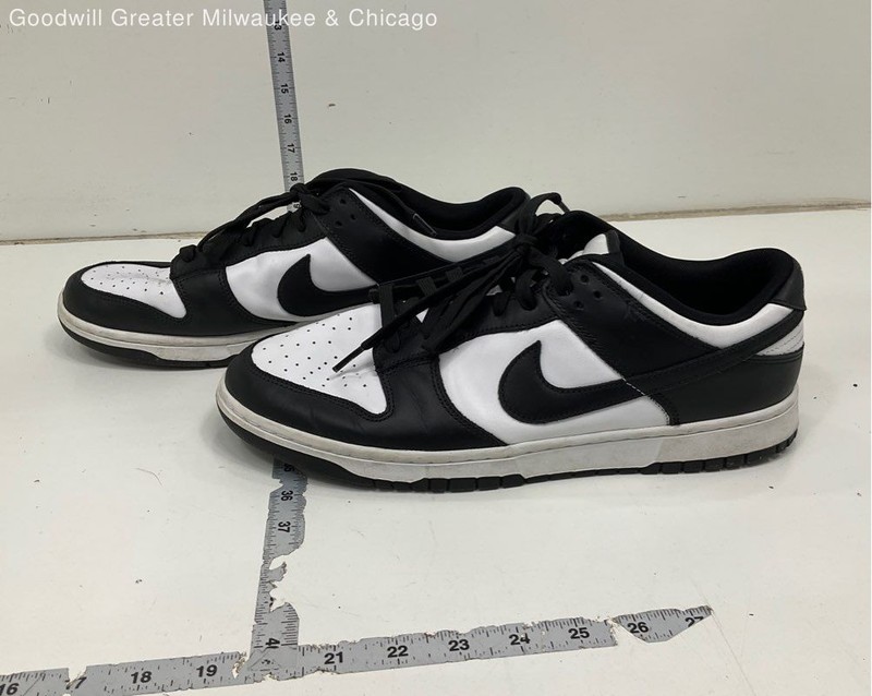 Nike Dunk Low Men's Black/ White Shoes Size 13