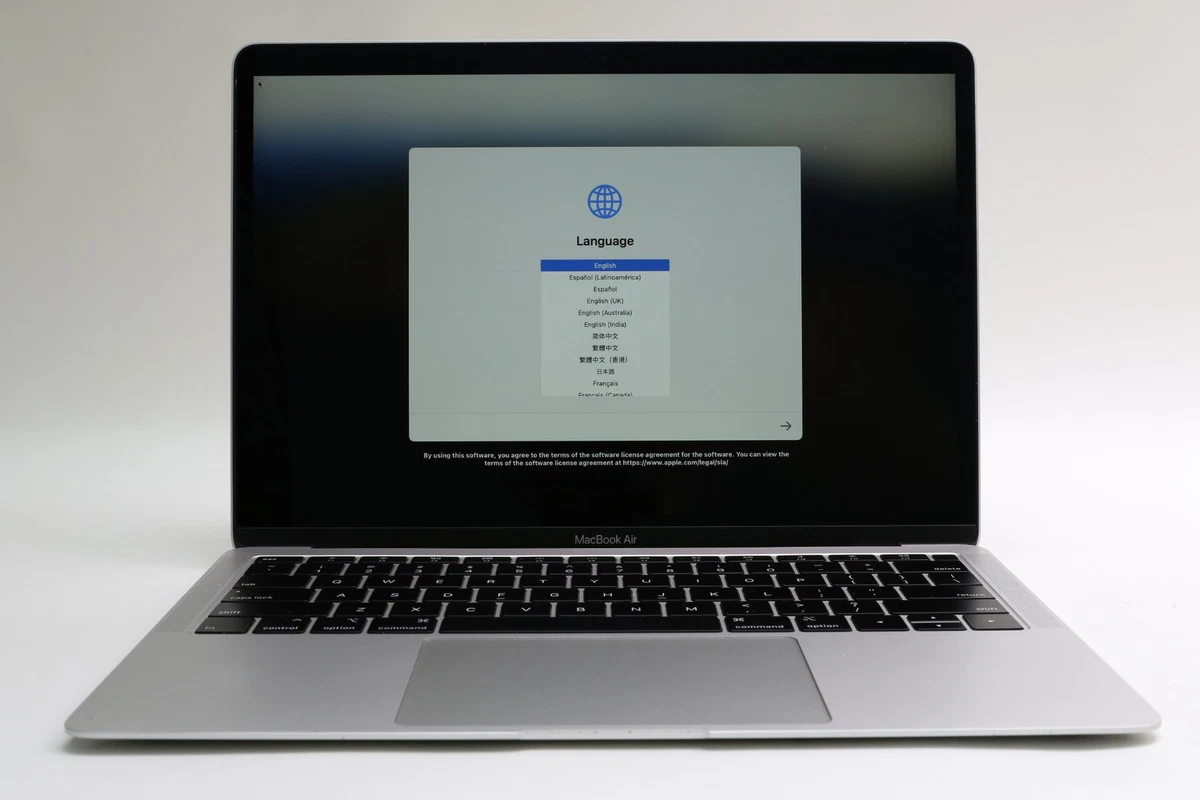 MacBook Air 13in 2019（8GB / 256GB /シルバー） Macbook Air Apple, 8GB RAM, 256GB SSD, Tela 13 Polegadas, Prata