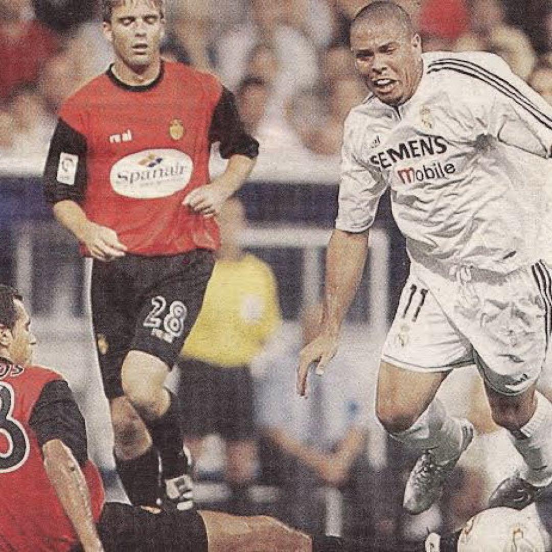 カ*ラ様 A・マドリー 2003 レトロシャツ A・マドリー 2003 レトロシャツ Zidane Real Madrid 2003 Retro