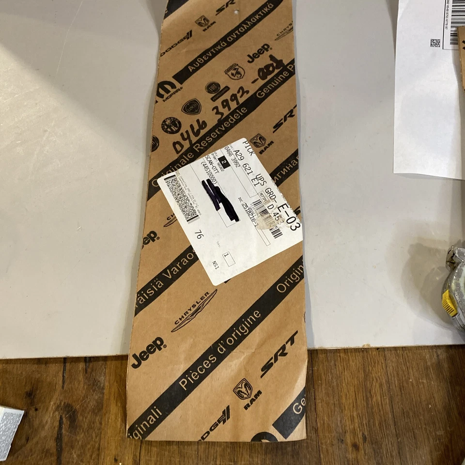 Junta de escape genuina Mopar junta de colector de escape 4663992 Foto 3 de 3