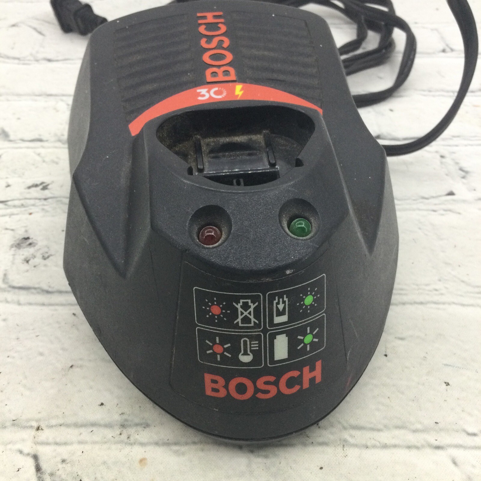 Genuine Bosch 30 Minute Battery Charger Model BC430 10.8V / 12V eBay