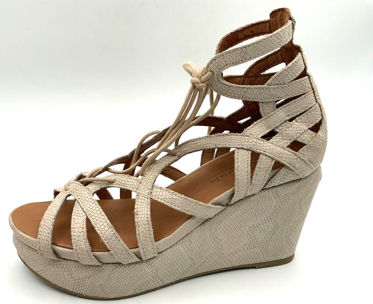 HOT Gentle Souls Kenneth Cole Wedges Gentle Souls By Kenneth