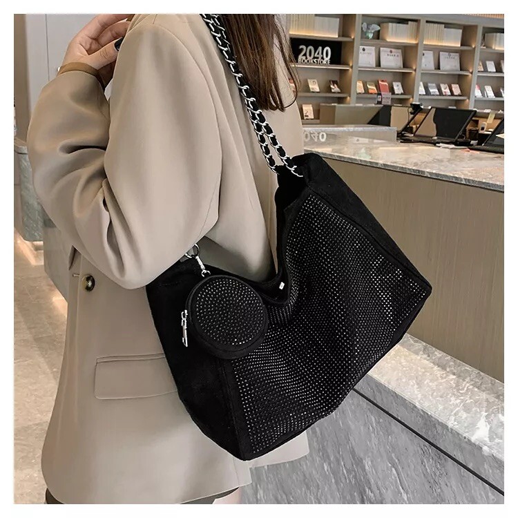 Stylish Durable Tote Bag for Everyday Use