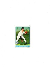 CATFISH HUNTER 1976 Topps New York Yankees Baseball Card