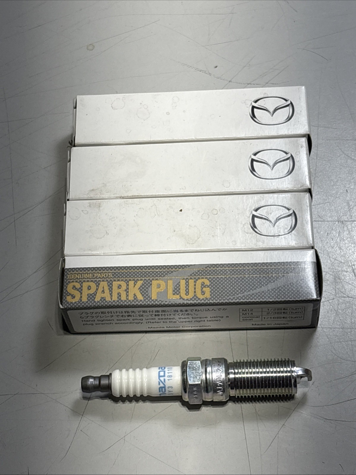 NOS GENUINE OEM Mazda Spark Plug SET 4 Plugs L3Y3-18-110