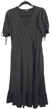 Torrid black midi dress size 00 wrap dress little black dress with pockets