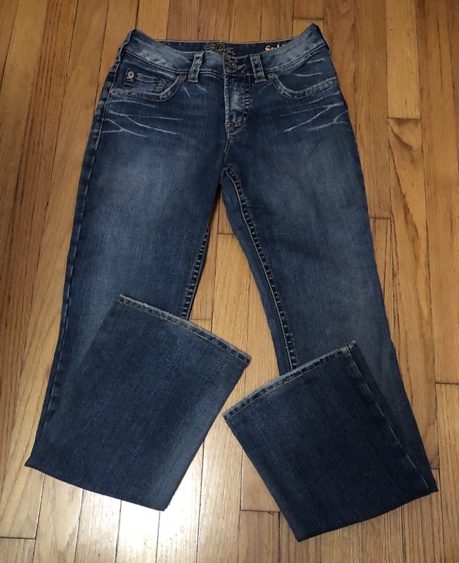 Vintage Women Silver Jeans Suki Boot Cut Stretchy Denim Size 29x32(Hemmed)