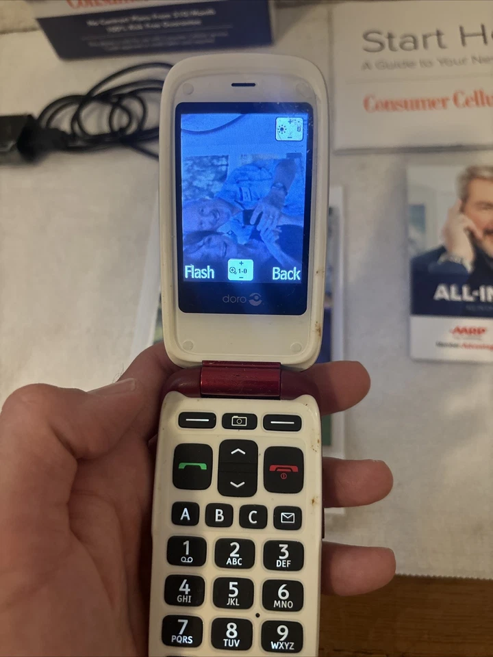 Teléfono abatible Doro PhoneEasy 626 rojo/blanco (celular de consumo) - ¡FUNCIONA! ENVÍO GRATUITO Foto 4 de 4