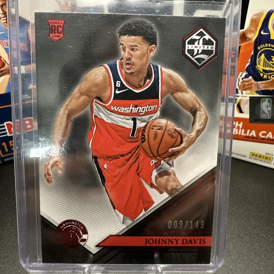 Johnny Davis 2022-23 Limited Red 9/149 Rookie #380 🔥🏀🔥🏀 - Image 2 of 3