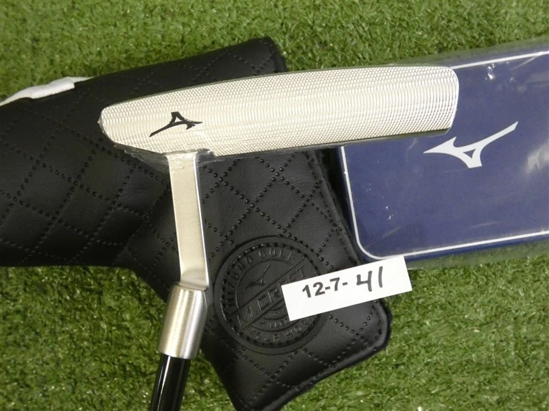 Mizuno M Craft OMOI 02 Type 2 II White Satin 35" Putter with HC & Weight Kit New - Image 4 of 4