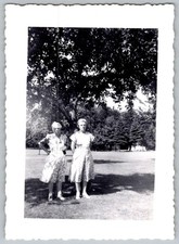 Vtg B&W Snapshot Women Floral Dresses Under Tree Outdoors 1950s