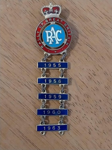 RAC Rally of Great Britain 1955/56/59/60/63/ Competitor Lapel Badge