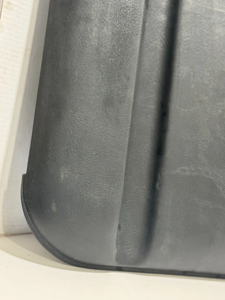 GMC JIMMY 1994-1998 PANEL PUERTA DELANTERA DERECHA INTERIOR GRIS OSCURO VENTANAS MANUALES Foto 3 de 4