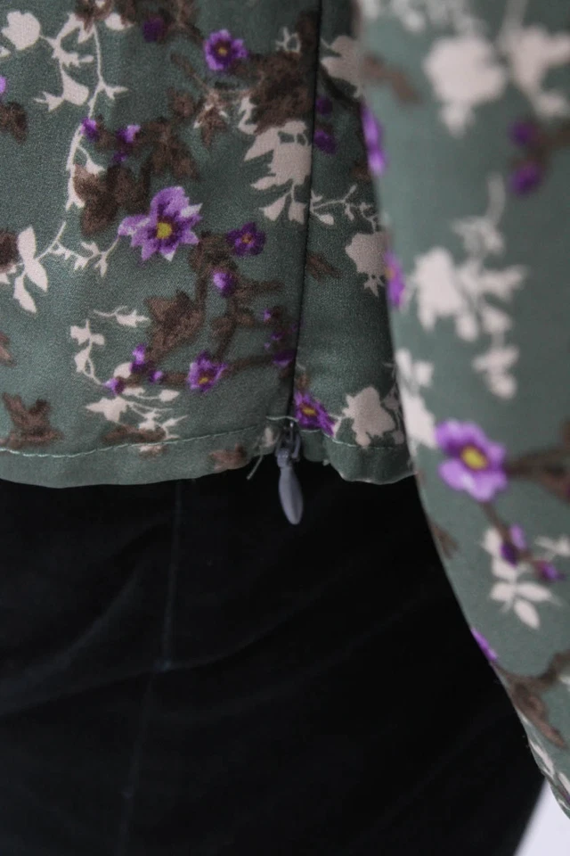 ASTR, Blusa Mujer Verde Floral Cuello Alto Corbata Manga Larga Talla M Foto 3 de 4