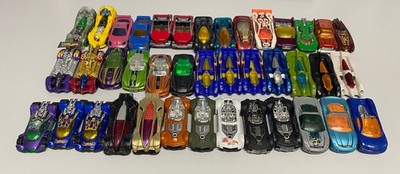 Hot Wheels 40 Highway 35 Mainliner Autos Sammlung Konvolut inkl Videospiel Autos