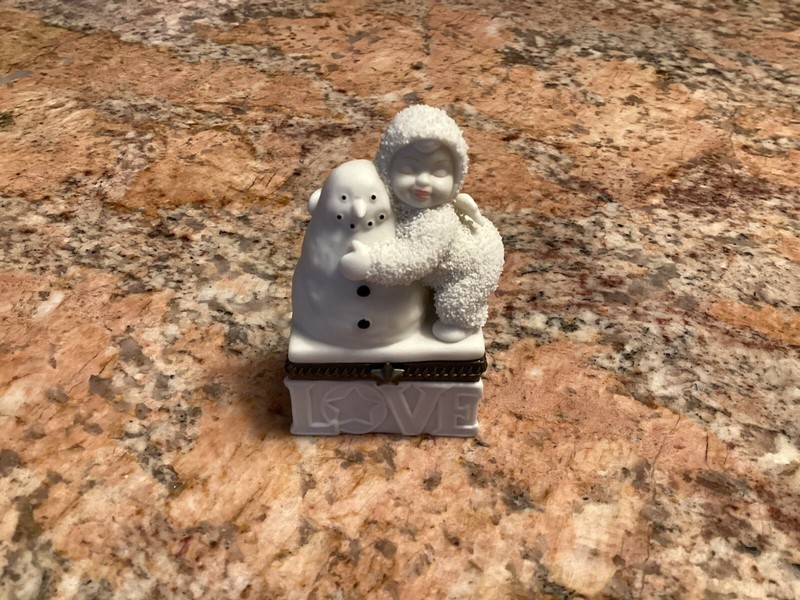 Dept 56 "I Love You" Snow Baby Bisque Porcelain Hinged Box - Figurine # 68867
