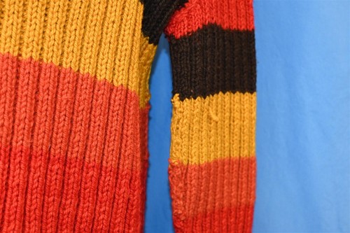 vintage 70s STRIPED RIBBED TURTLENECK HANDKNIT RED BLACK YELLOW ORANGE SWEATER L - Picture 3 of 3