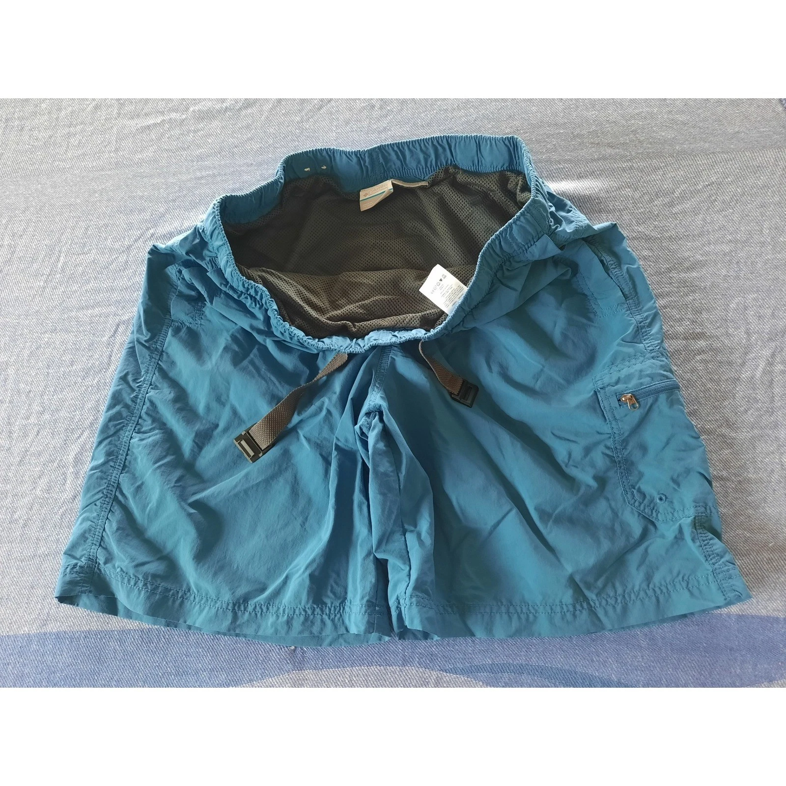 Columbia Mens Large Omni-Shade Hiking Shorts Teal Blue Nylon Belted AM4366