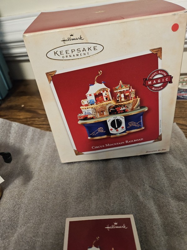 Hallmark 2002 Circus Mountain Railroad Keepsake Ornament Light Sound Motion 