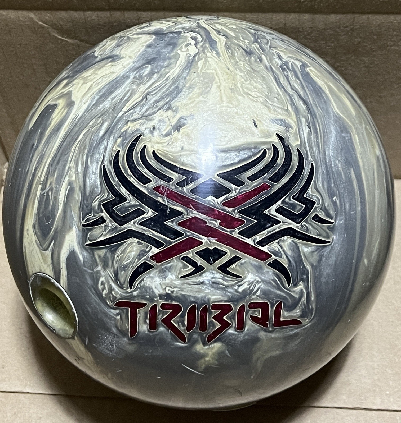 Motiv Tribal 15 lb Bowling Ball Used Single Drill
