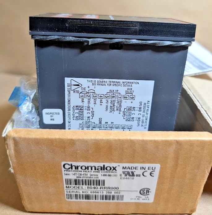 Controlador de Temperatura Chromalox 8040-RRR000, 100-240VAC, 1/8 DIN (Nuevo en Caja) Foto 4 de 4