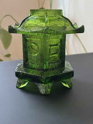LE Smith Green Pagoda Fairy Lamp, HTF Color & Highly Collectible, Chipped Foot