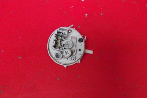 Waschmaschine HOTPOINT WMA58P DRUCKSCHALTER