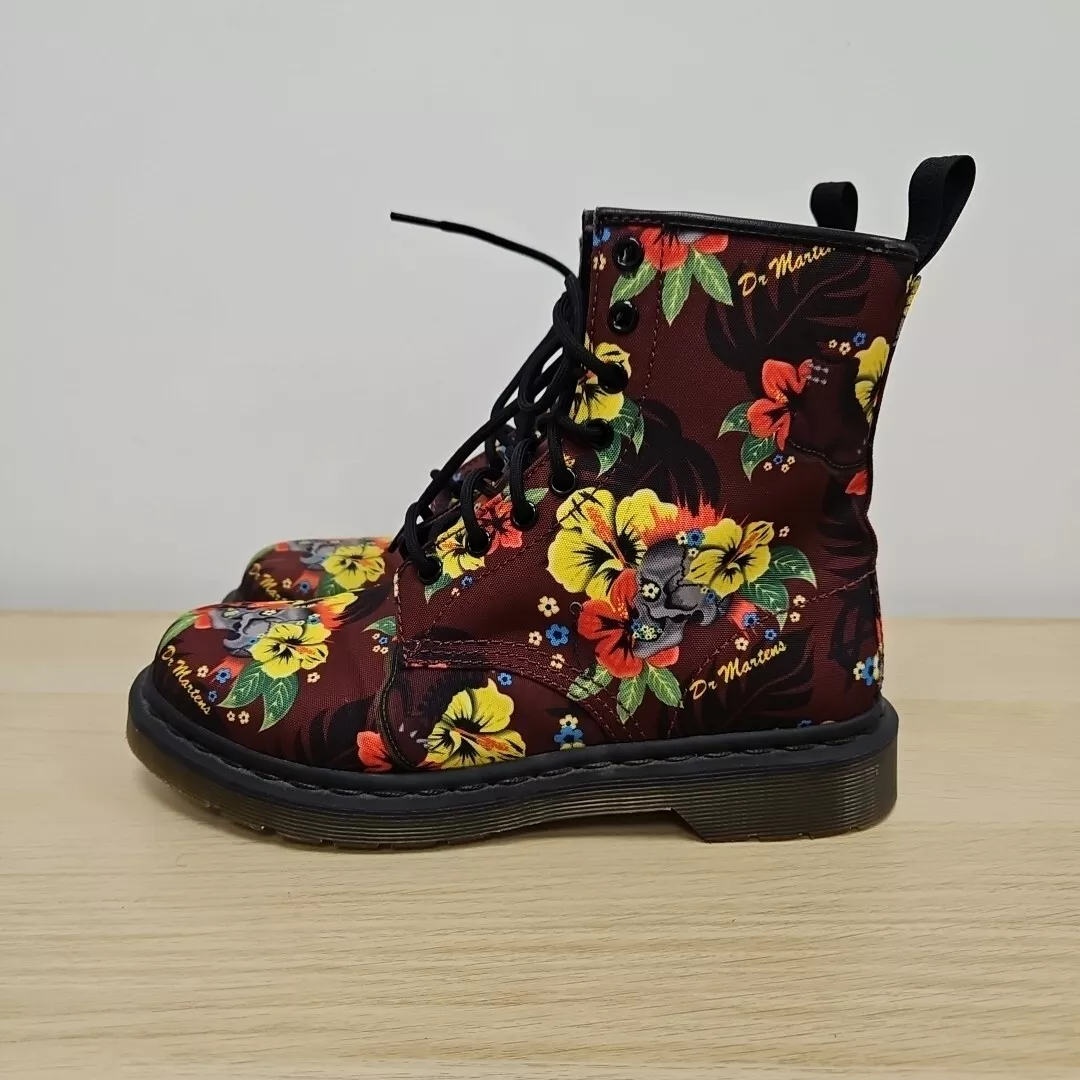 Dr martens best sale 1460 floral