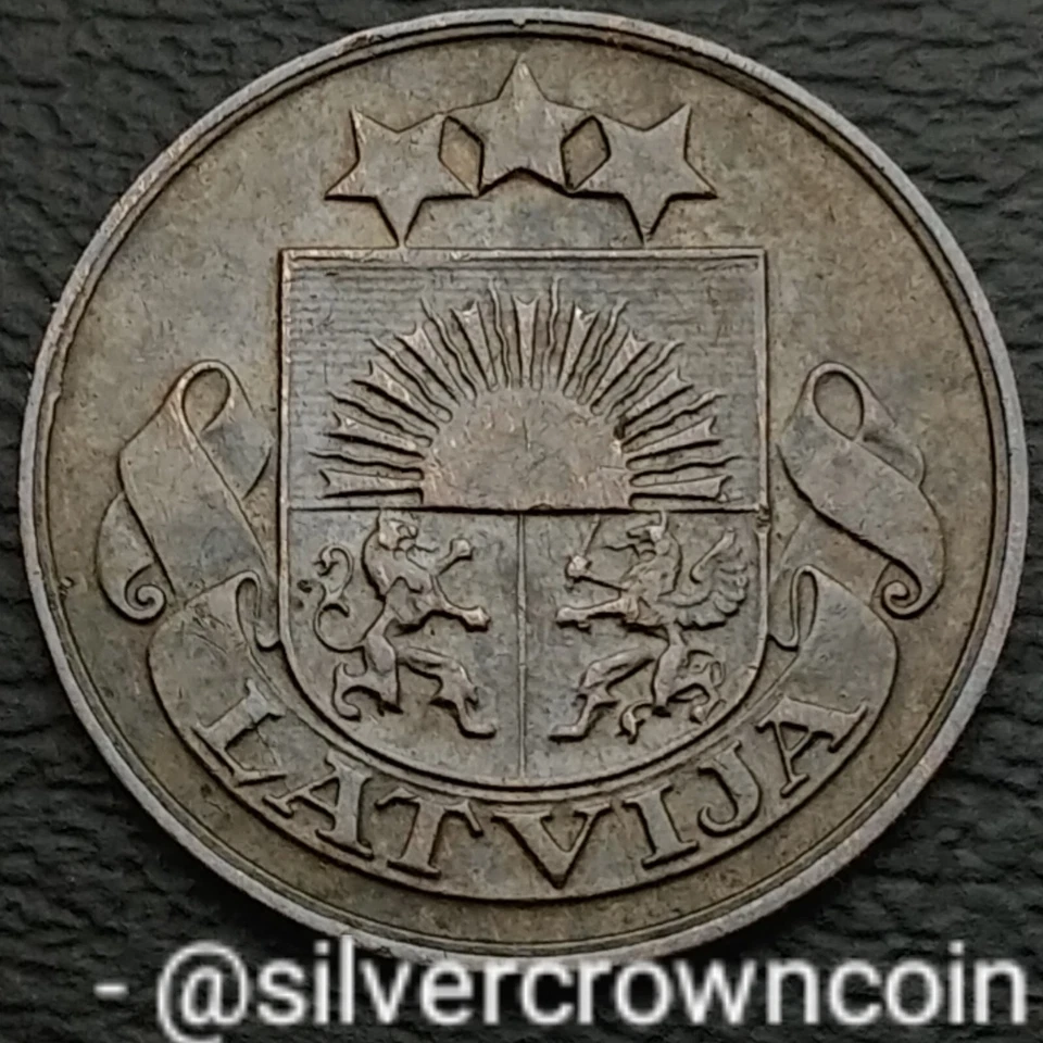 Latvia 🇱🇻 2 Santimi 1926. KM#2. Bronze Two Cents coin. Coat Of Arms.  - Image 2 of 4
