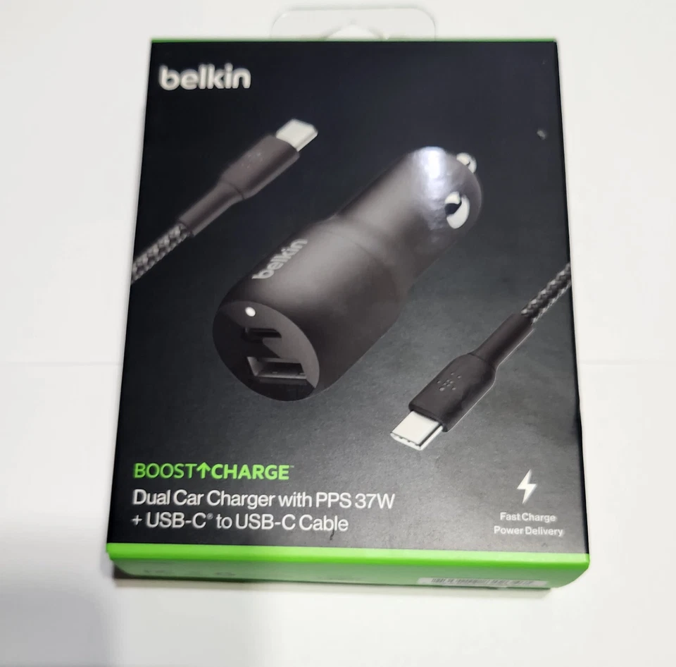 Cargador de coche doble USB Belkin 37W negro sin usar + cable USBC a USBC en paquete minorista Foto 3 de 4