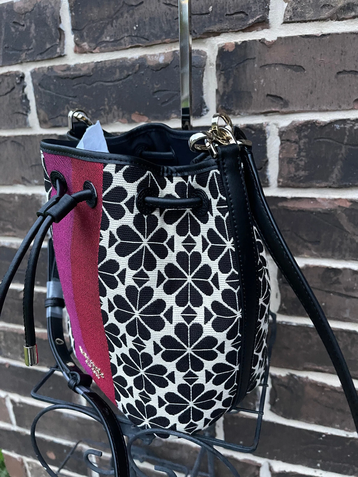 Borsa a secchio Kate Spade fiore di vanga jacquard nuova con etichette Med crema multi $328
