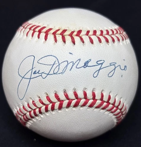 Joe DiMaggio Autographed Baseball - Beautiful Signature & Ball - Full JSA LOA