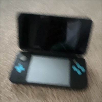 Nintendo 3DS XL Handheld System Black/Blue Clamshell Console Headphone Jack