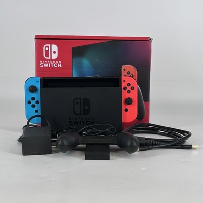 Nintendo Switch Original Handheld Console Black 32GB w/ Charger/Dock - Excellent