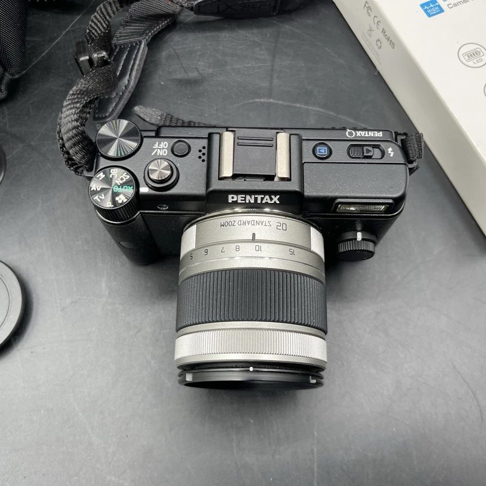 Cámara digital Pentax Q 12,4 MP con lente zoom estándar 02 2 baterías cargador SD Foto 3 de 4