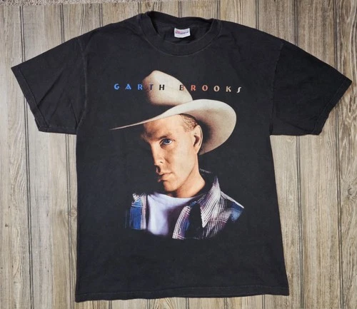 Vintage Garth Brooks T Shirt Fresh Horses Tour 1996 Country 1990s vintage concert t-shirt, vintage, single stitch, B+ condition