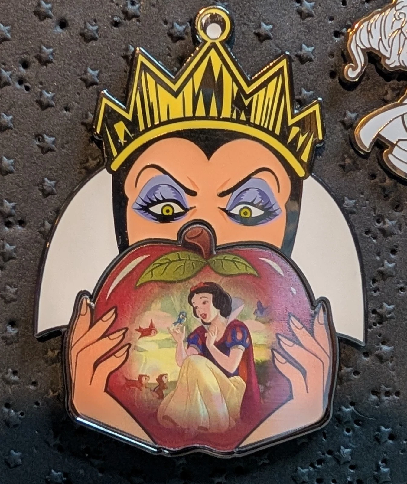 Disney Loungefly Snow White Villain Evil Queen Lenticular Jumbo Box Pin LE 1200