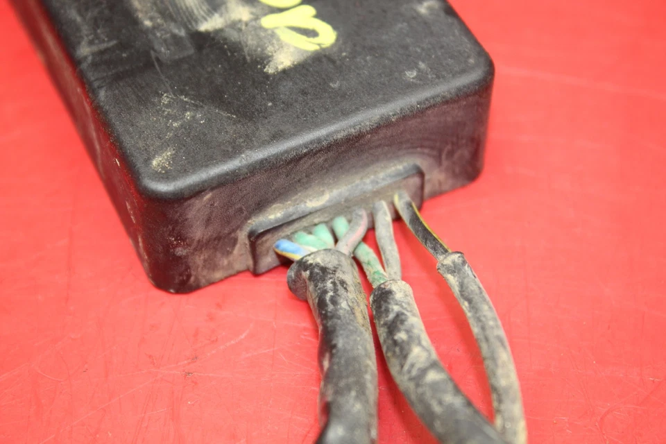 Honda CR80R 1994 ECU UNIDAD DE CONTROLADOR DE COMPUTADORA ECM CDI 30400-GC4-602 Foto 2 de 4