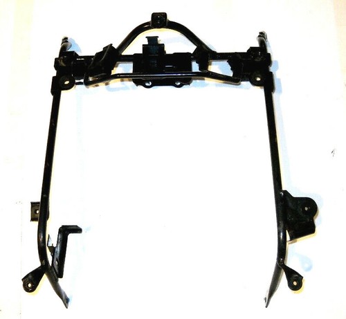 TELAIETTO ANTERIORE SUZUKI BURGMAN 250 400 K3 K4 K5 K6 2003 2006 FRONT FRAME - Foto 4 di 4