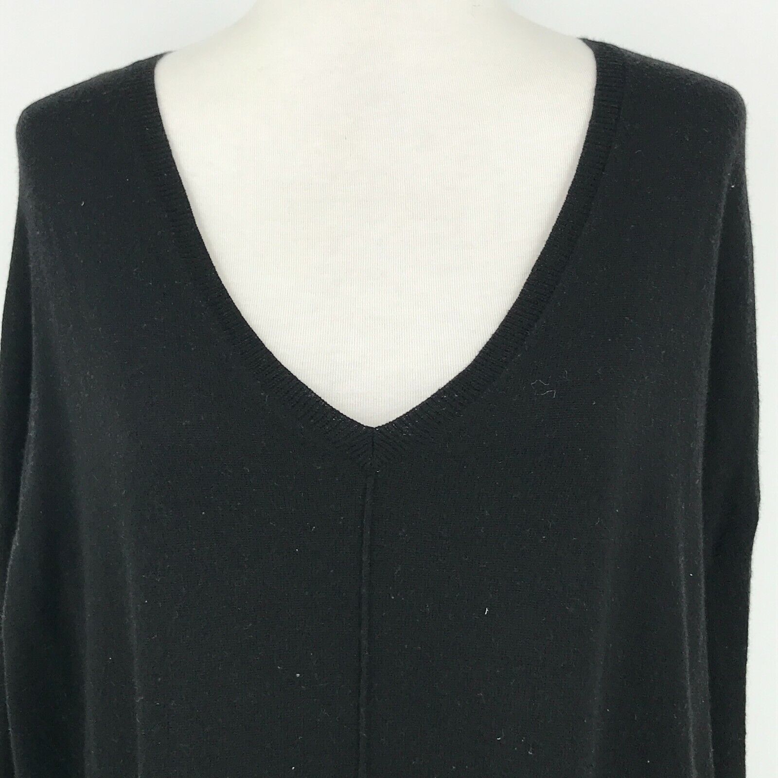 Trouve Sweater Womens Medium Black Cashmere Blend Lightweight Long Sleeve  Top
