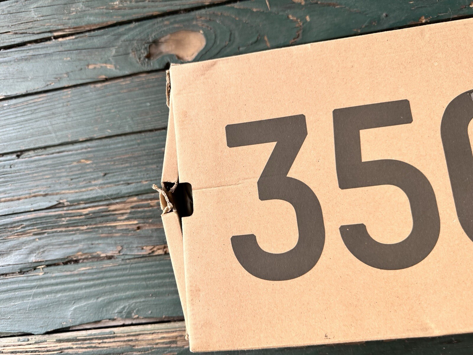 Yeezy Boost 350 V2 Adidas  2 BOXS ONLY Men’s 10 Kanye West thumbnail 4