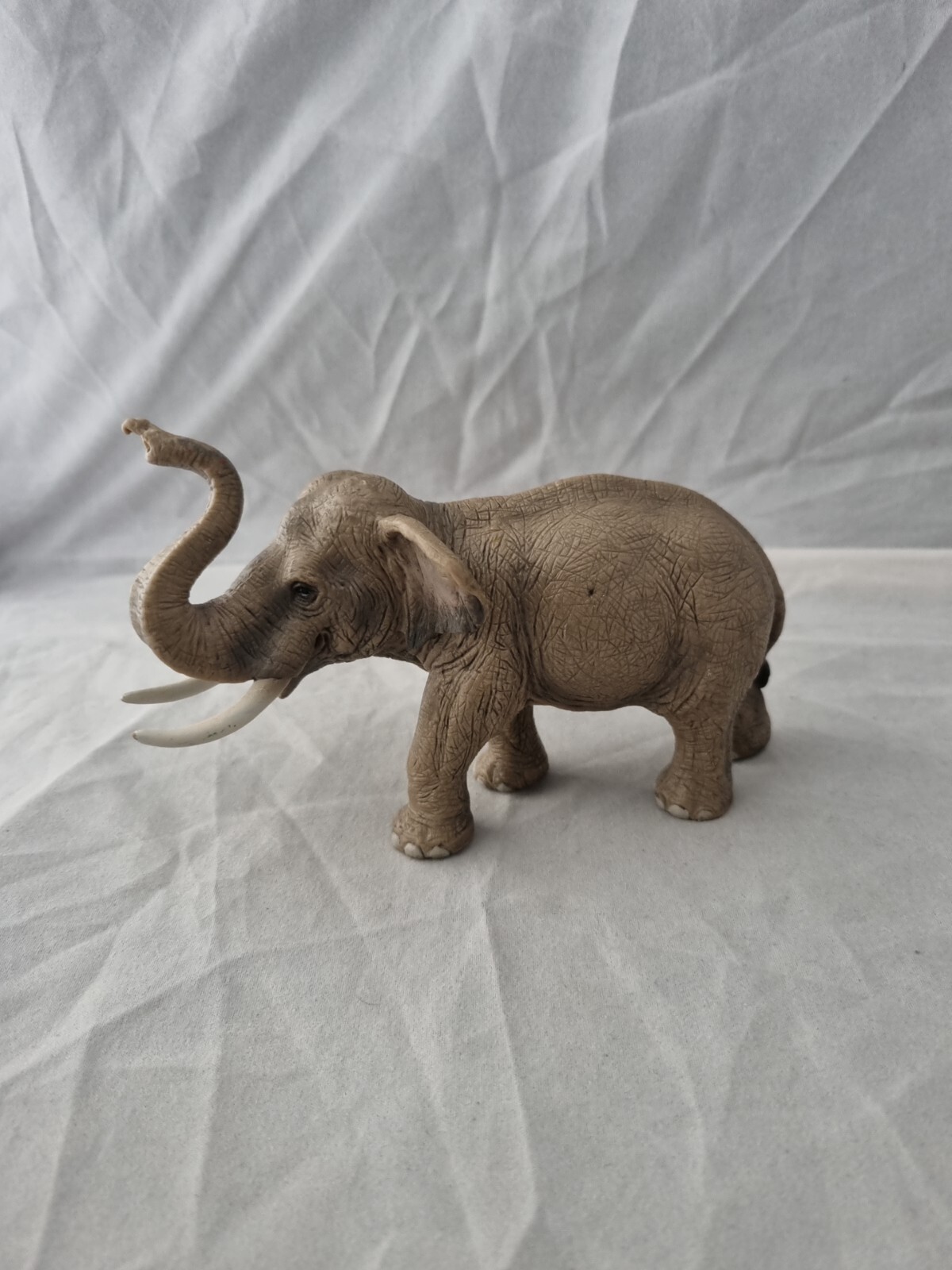 Schleich 14762 African Elephant Bull Figure Wild Animal