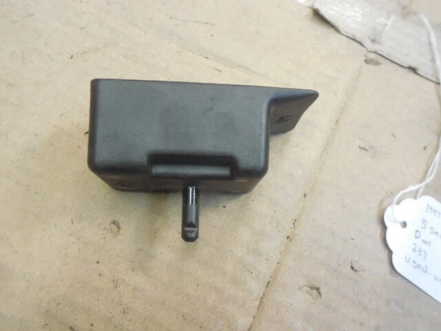 Cenicero puerta trasera bmw e39 serie 5 1997-200237 Foto 2 de 3