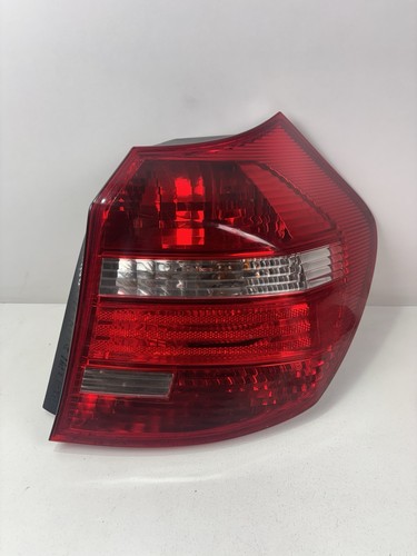 BMW 1er E81 E87 LCI Rücklicht Heckleuchte rechts 7164956