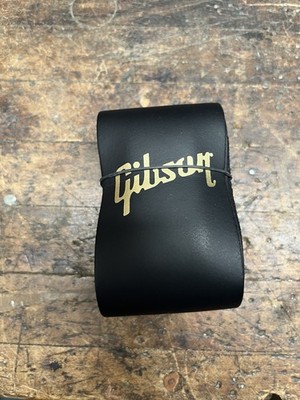 Gibson Guitar Strap Black Leather Case Candy