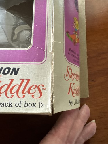 Vintage Liddle Kiddles Lickety Spliddle and Her Traveliddles #3771 Skediddle Box - Bild 13 von 13